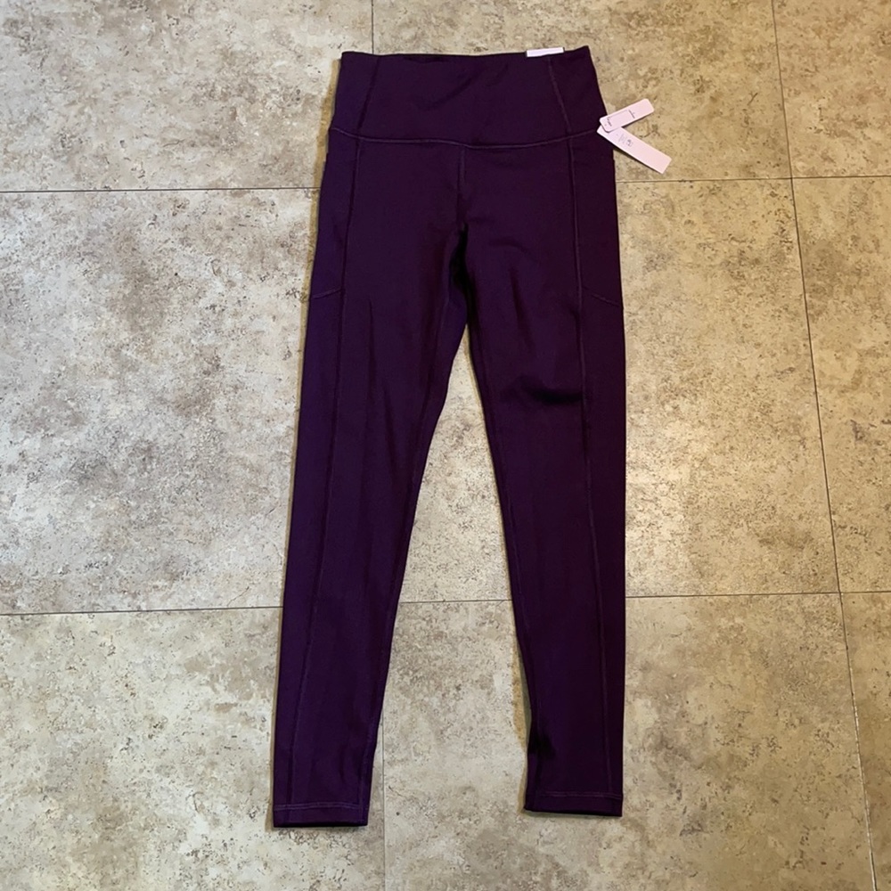 Victoria’s Secret plum colored leggings size 2 7/8 length